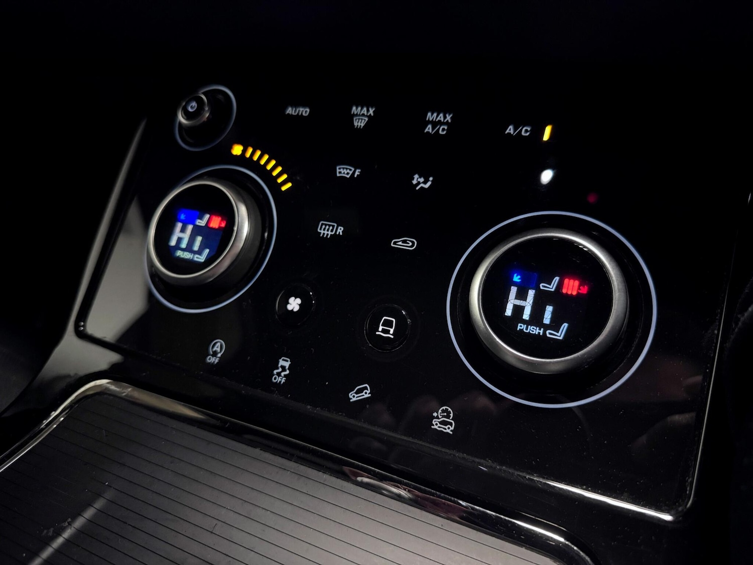 Used Land Rover Range Rover Evoque 2020 for sale - 76689125: Photo 30