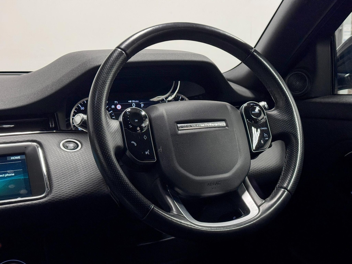 Used Land Rover Range Rover Evoque 2020 for sale - 76689125: Photo 32