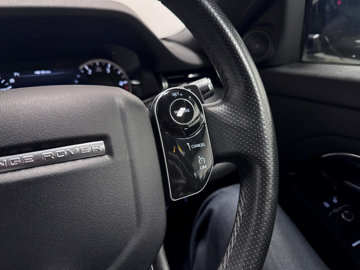 Used Land Rover Range Rover Evoque 2020 for sale - 76689125: Photo 35