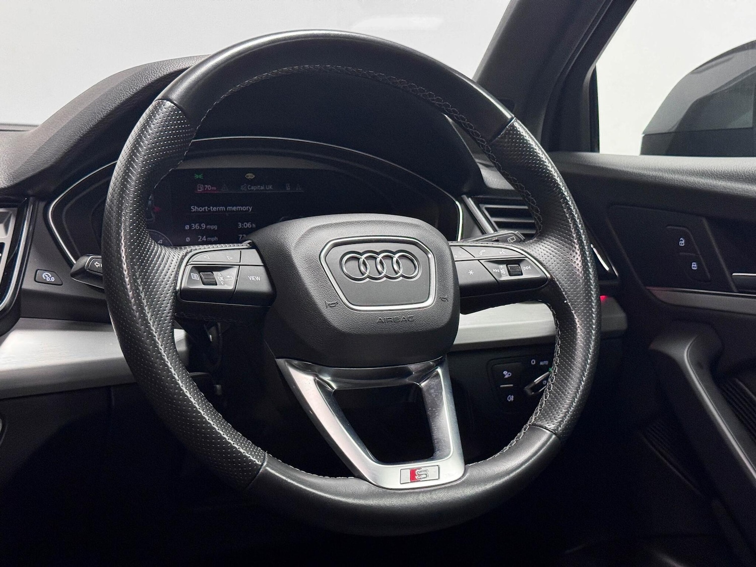Used Audi Q5 2021 for sale - 76866045: Photo 34