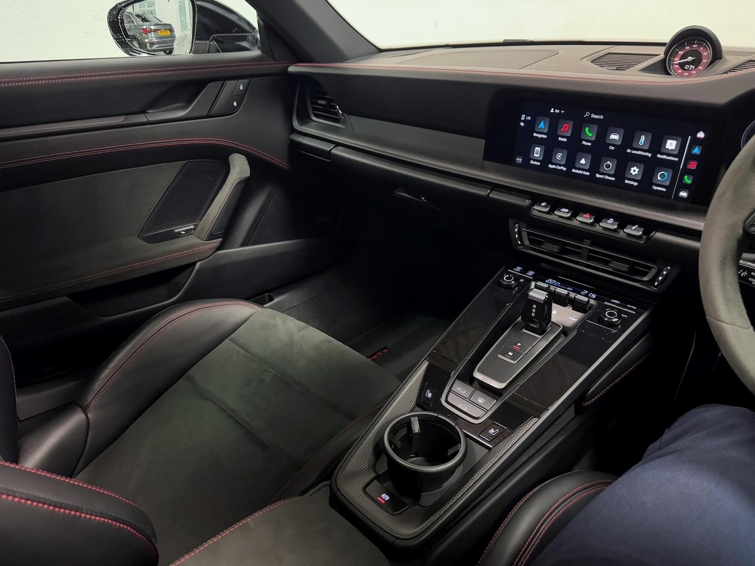 Used Porsche 911 2024 for sale - 76371254: Photo 28