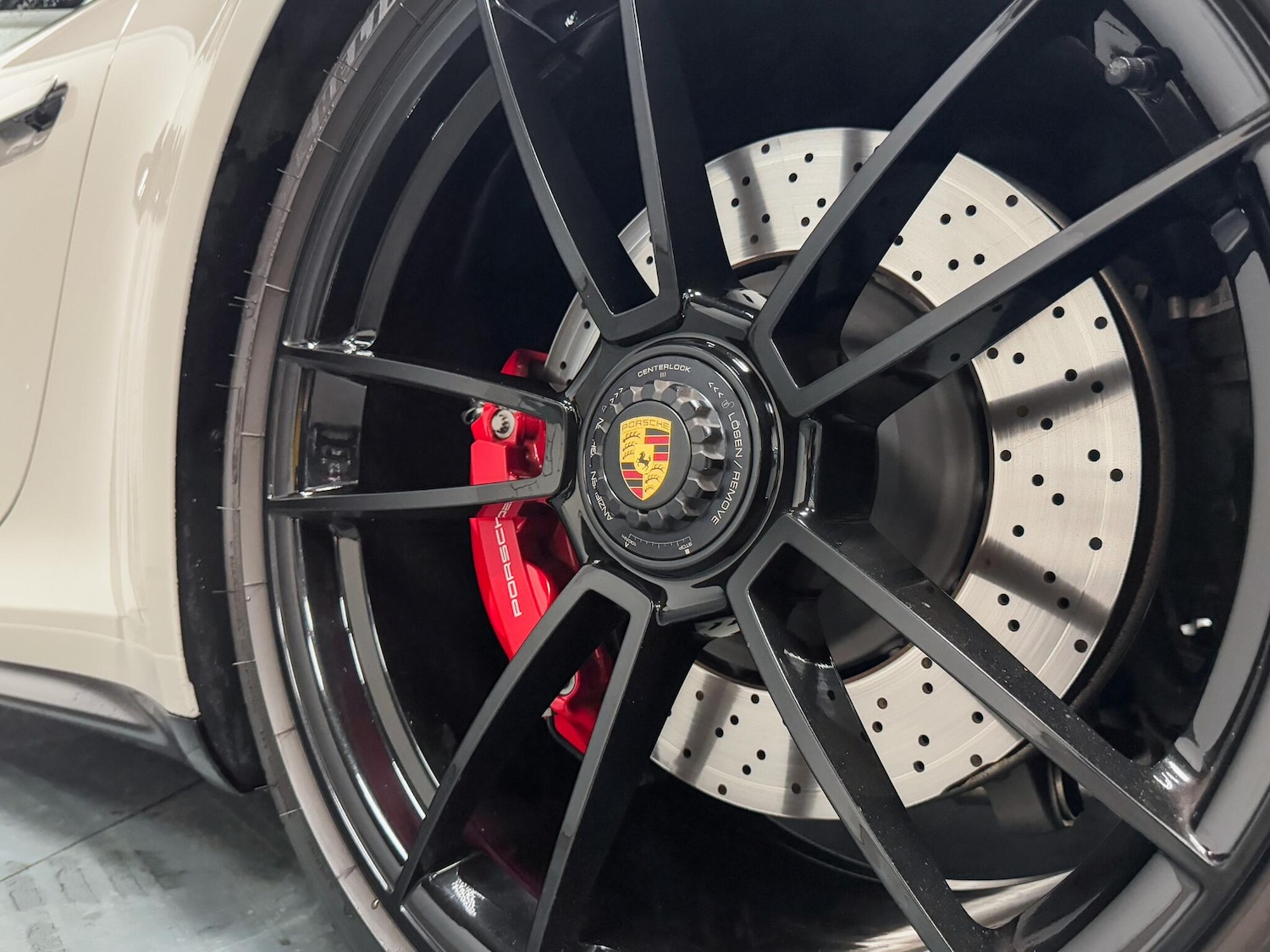 Used Porsche 911 2024 for sale - 76371254: Photo 6