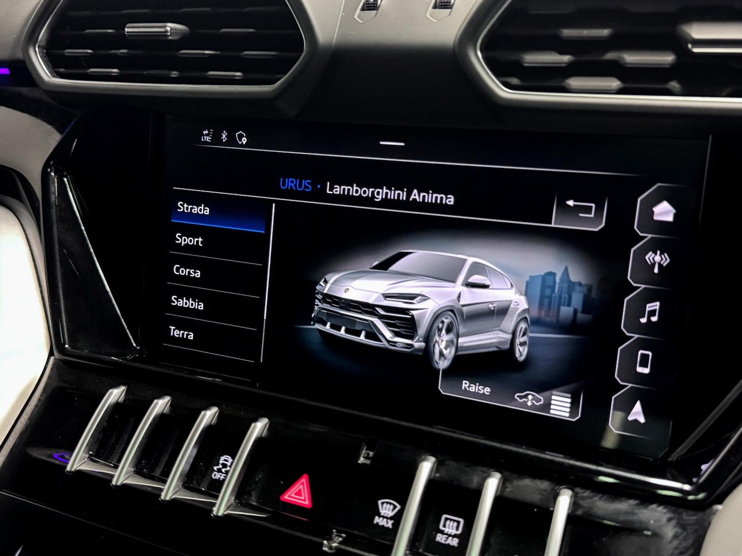 Used Lamborghini Urus 2021 for sale - 78086431: Photo 53