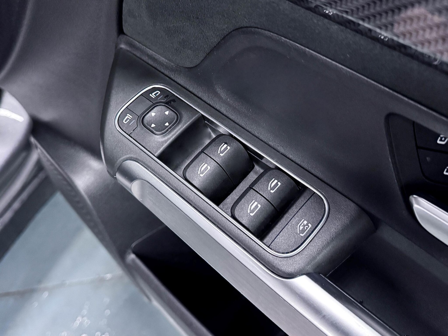 Used Mercedes-Benz GLB for sale - 76729044: Photo 17