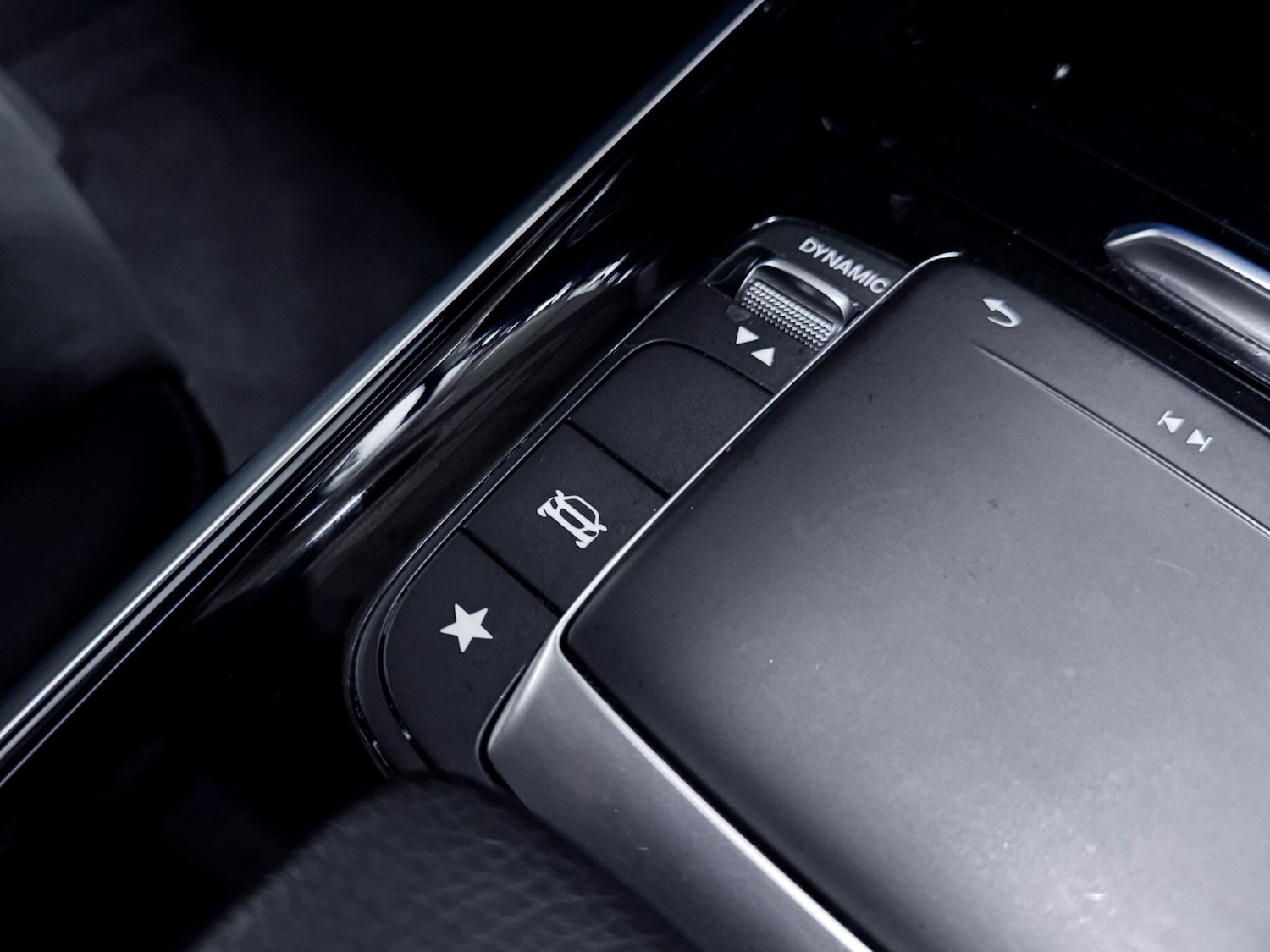 Used Mercedes-Benz GLB for sale - 76729044: Photo 32