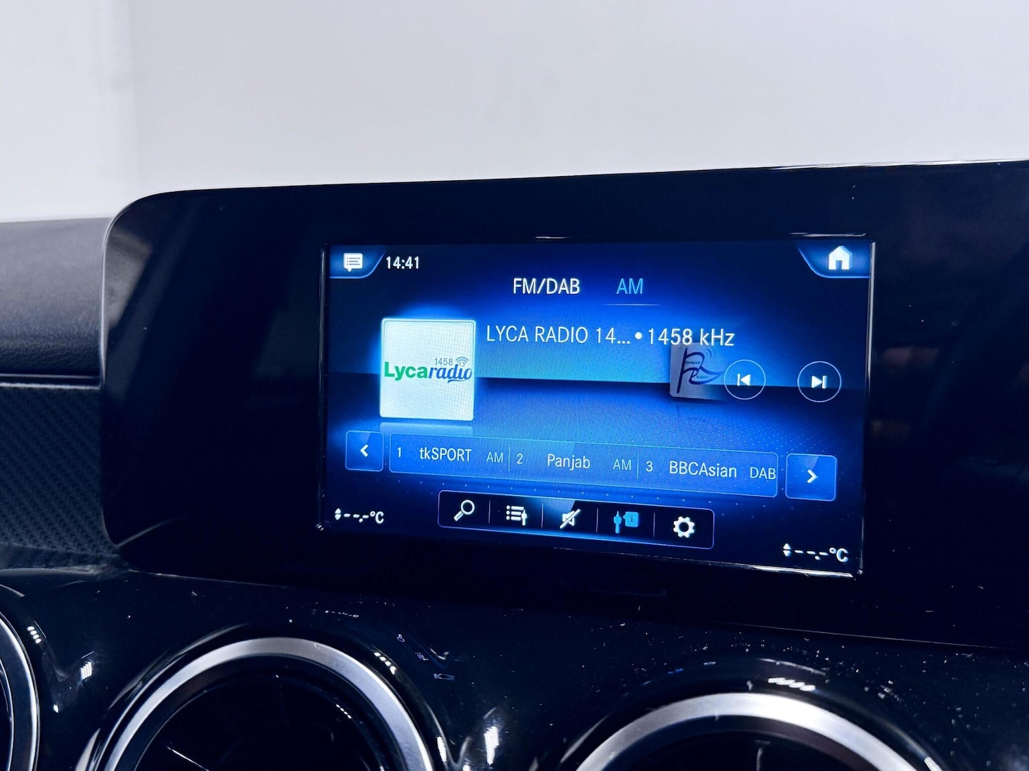 Used Mercedes-Benz GLB for sale - 76729044: Photo 43