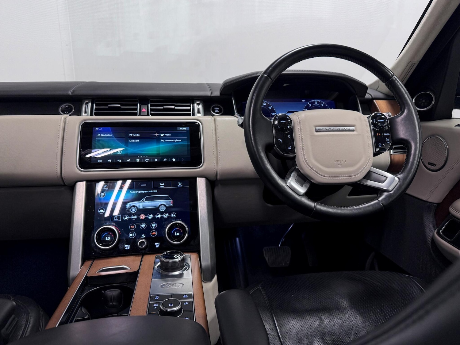 Used Land Rover Range Rover 2021 for sale - 77131033: Photo 31