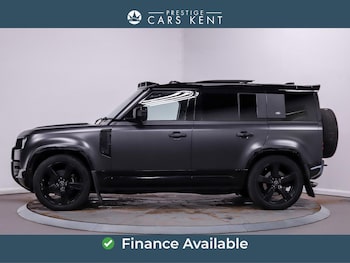 Used Land Rover Defender 110 2022 for sale - 77838898: Photo