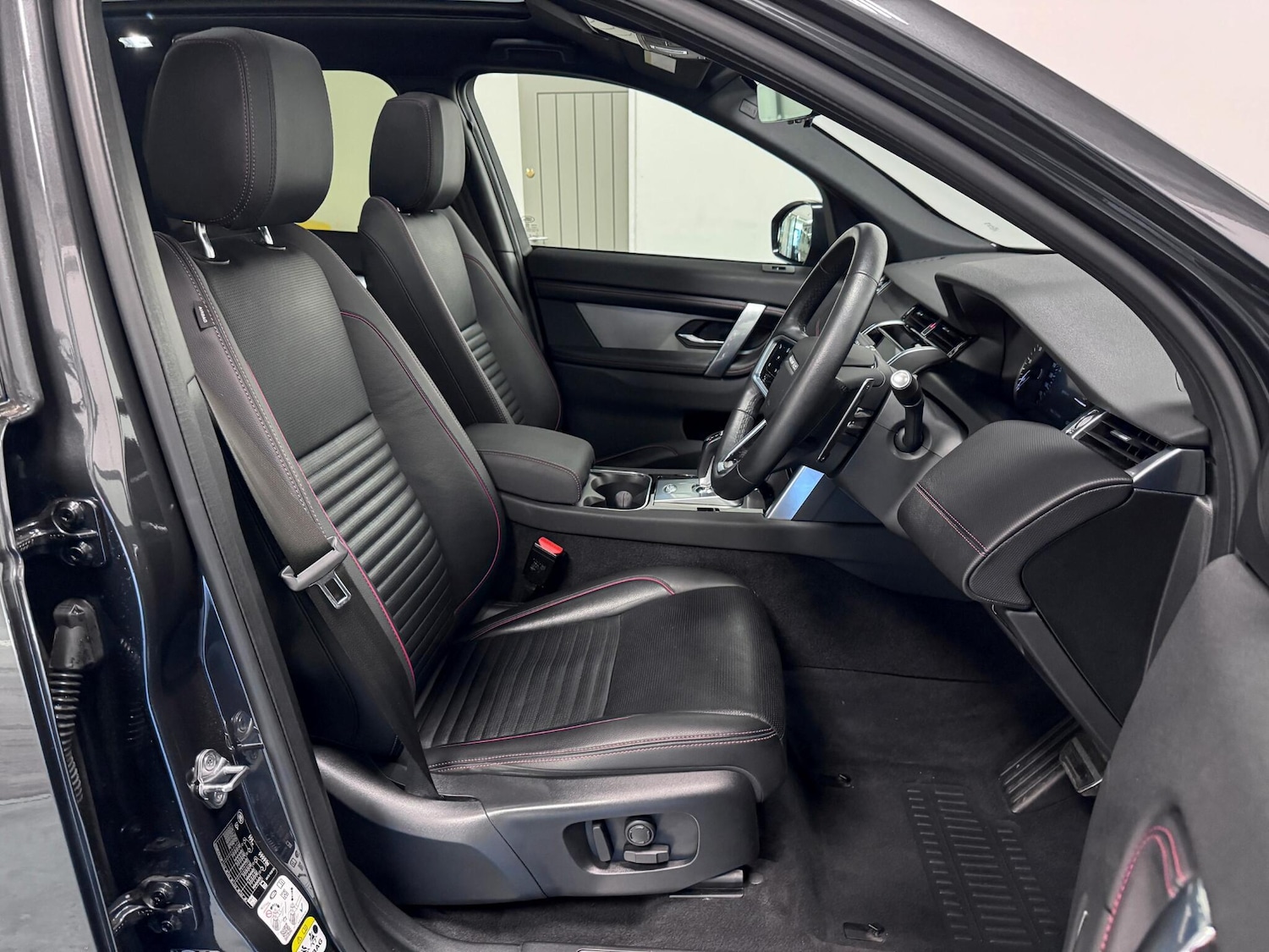 Used Land Rover Discovery Sport 2022 for sale - 76801413: Photo 19