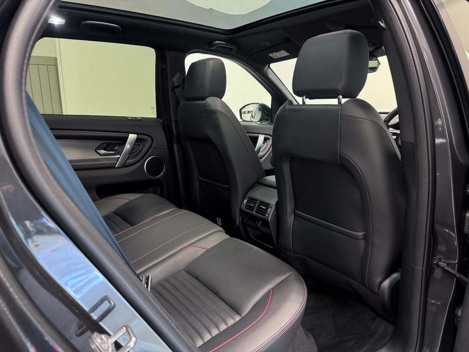 Used Land Rover Discovery Sport 2022 for sale - 76801413: Photo 23