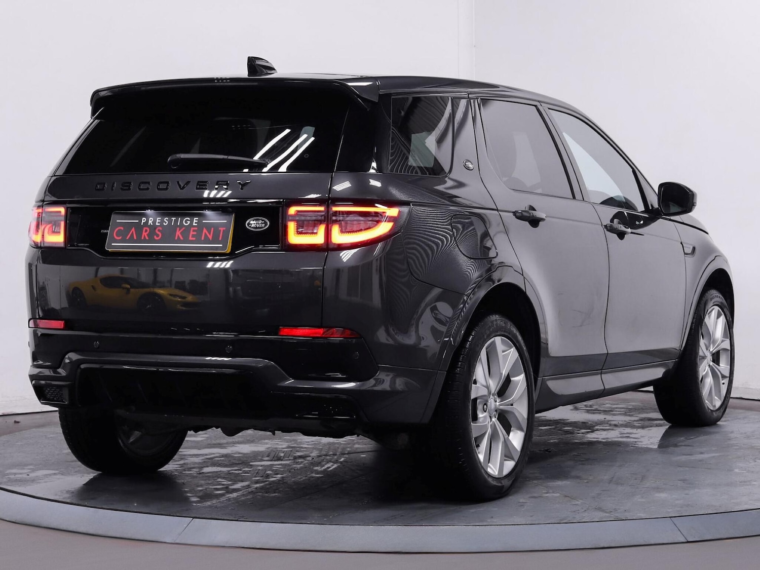 Used Land Rover Discovery Sport 2022 for sale - 76801413: Photo 9