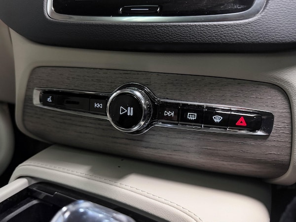Used Volvo XC90 2021 for sale - 76042169: Photo 39