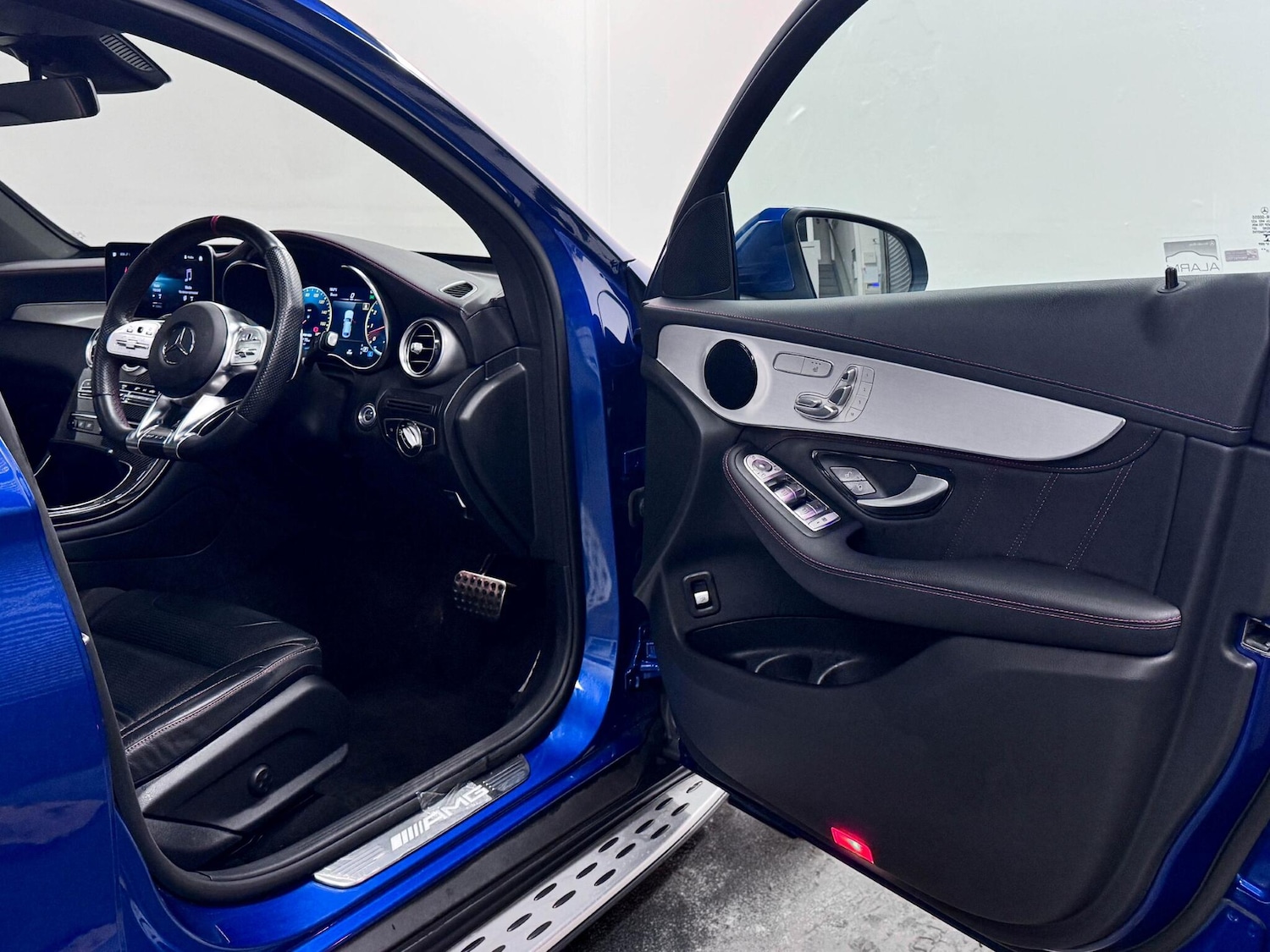 Used Mercedes-Benz GLC 2023 for sale - 77658963: Photo 14