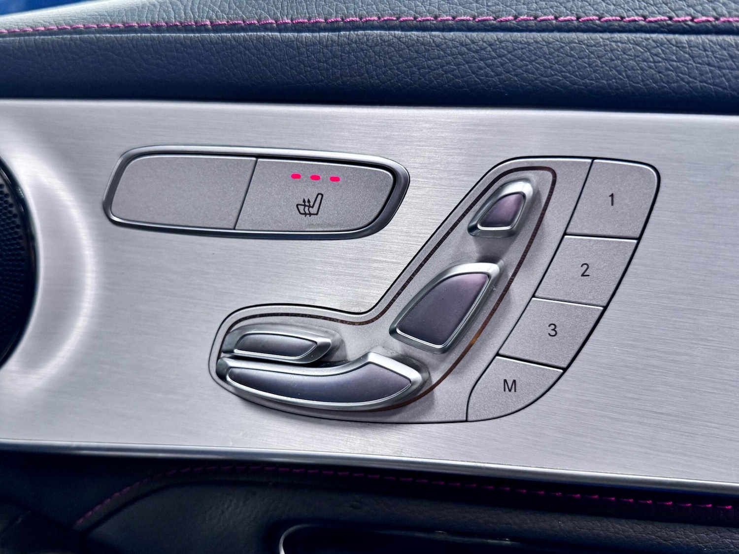 Used Mercedes-Benz GLC 2023 for sale - 77658963: Photo 16