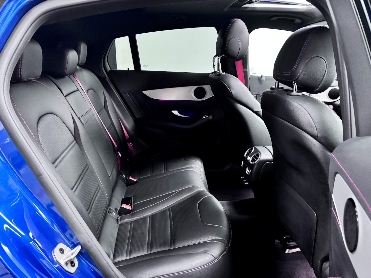 Used Mercedes-Benz GLC 2023 for sale - 77658963: Photo 24