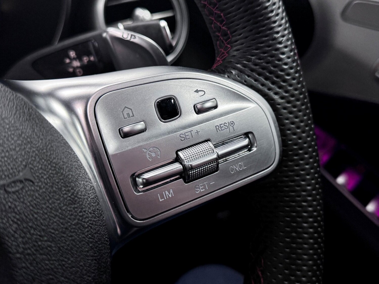 Used Mercedes-Benz GLC 2023 for sale - 77658963: Photo 37