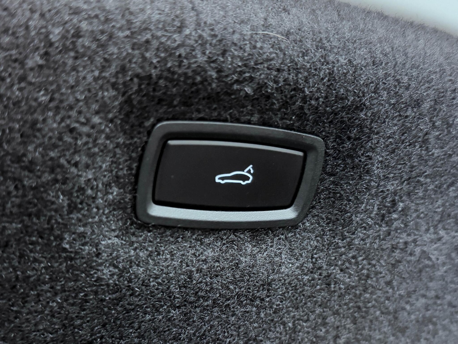 Used Porsche Taycan 2020 for sale - 76996691: Photo 14