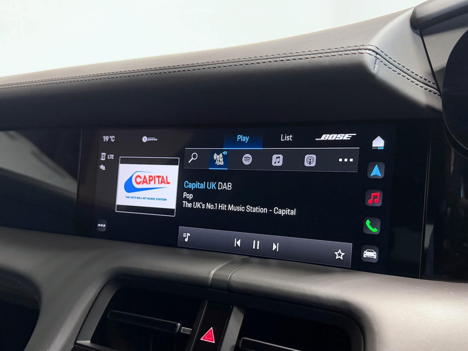 Used Porsche Taycan 2020 for sale - 76996691: Photo 43