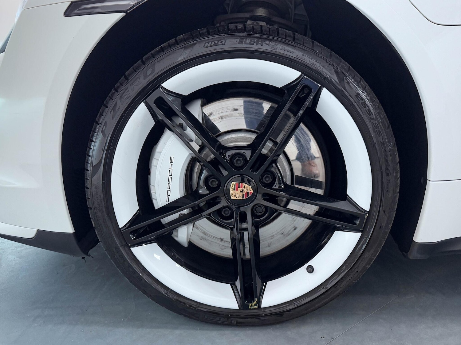 Used Porsche Taycan 2020 for sale - 76996691: Photo 54