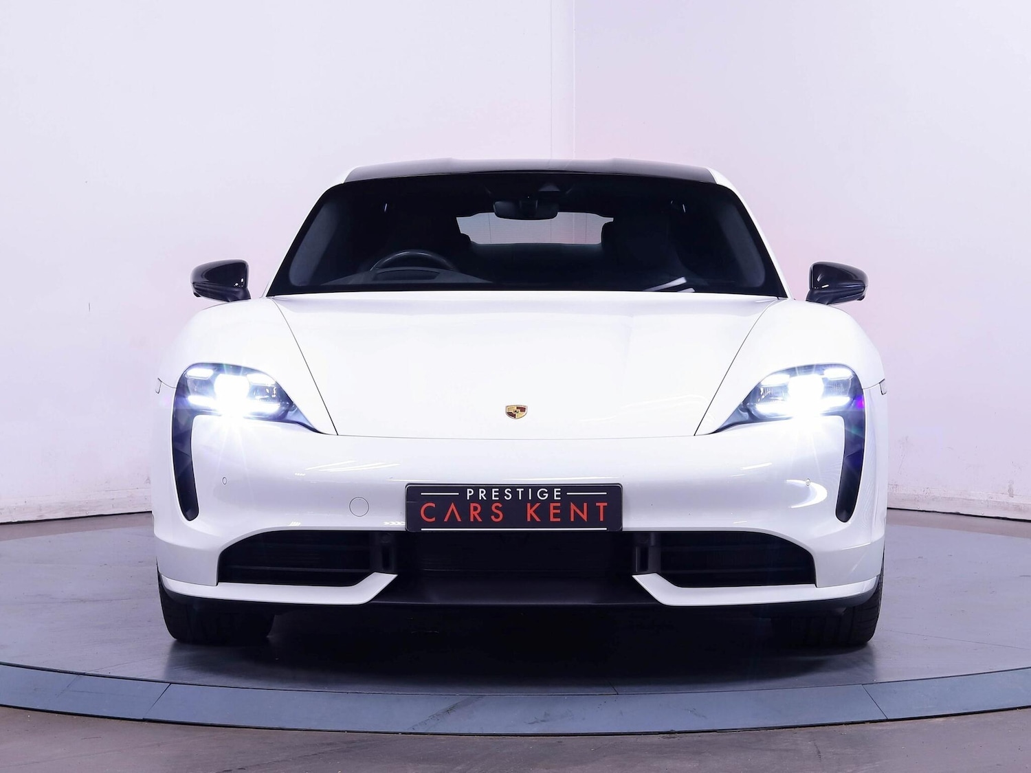 Used Porsche Taycan 2020 for sale - 76996691: Photo 7