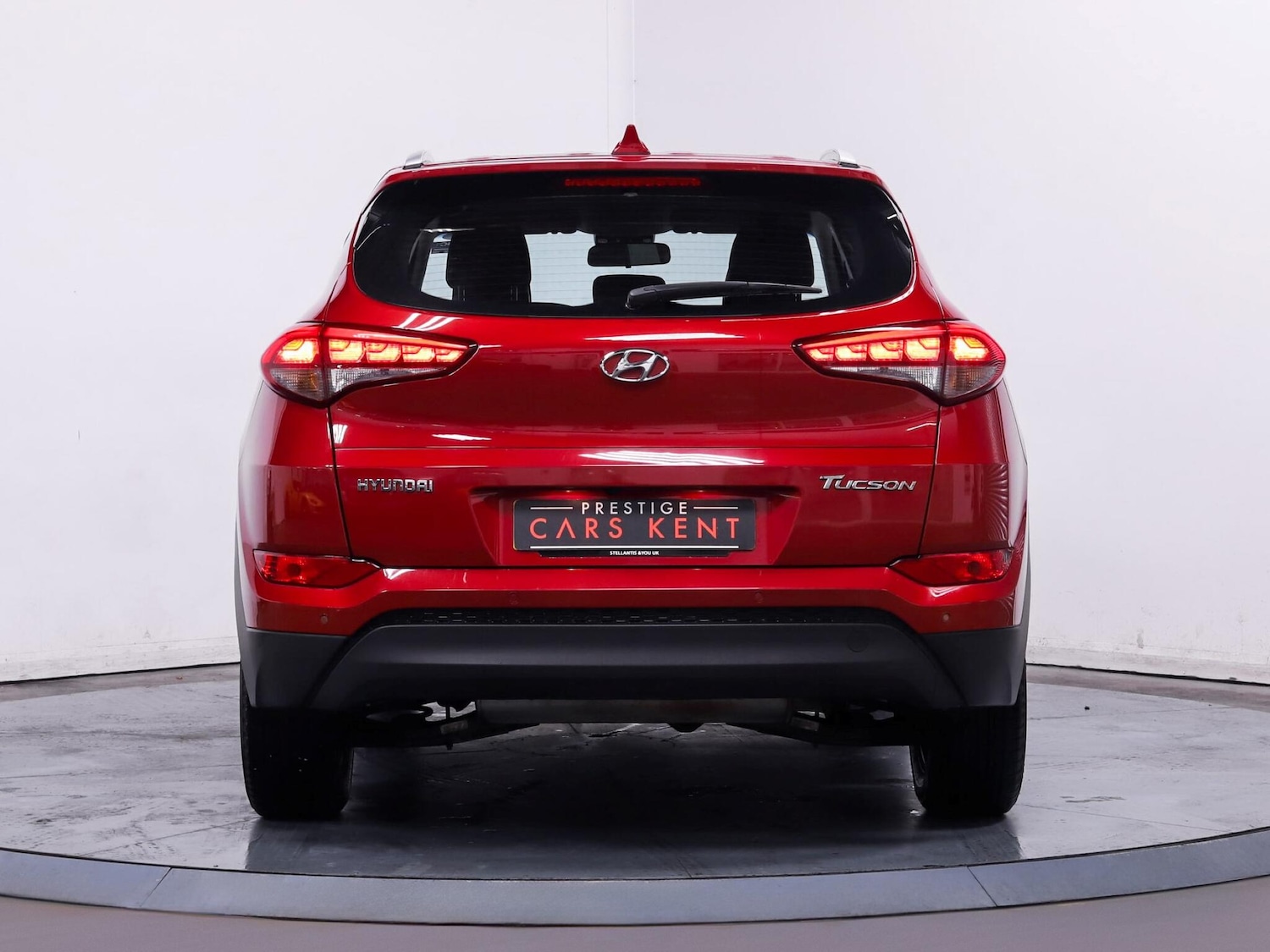 Used Hyundai TUCSON 2018 for sale - 76688808: Photo 11