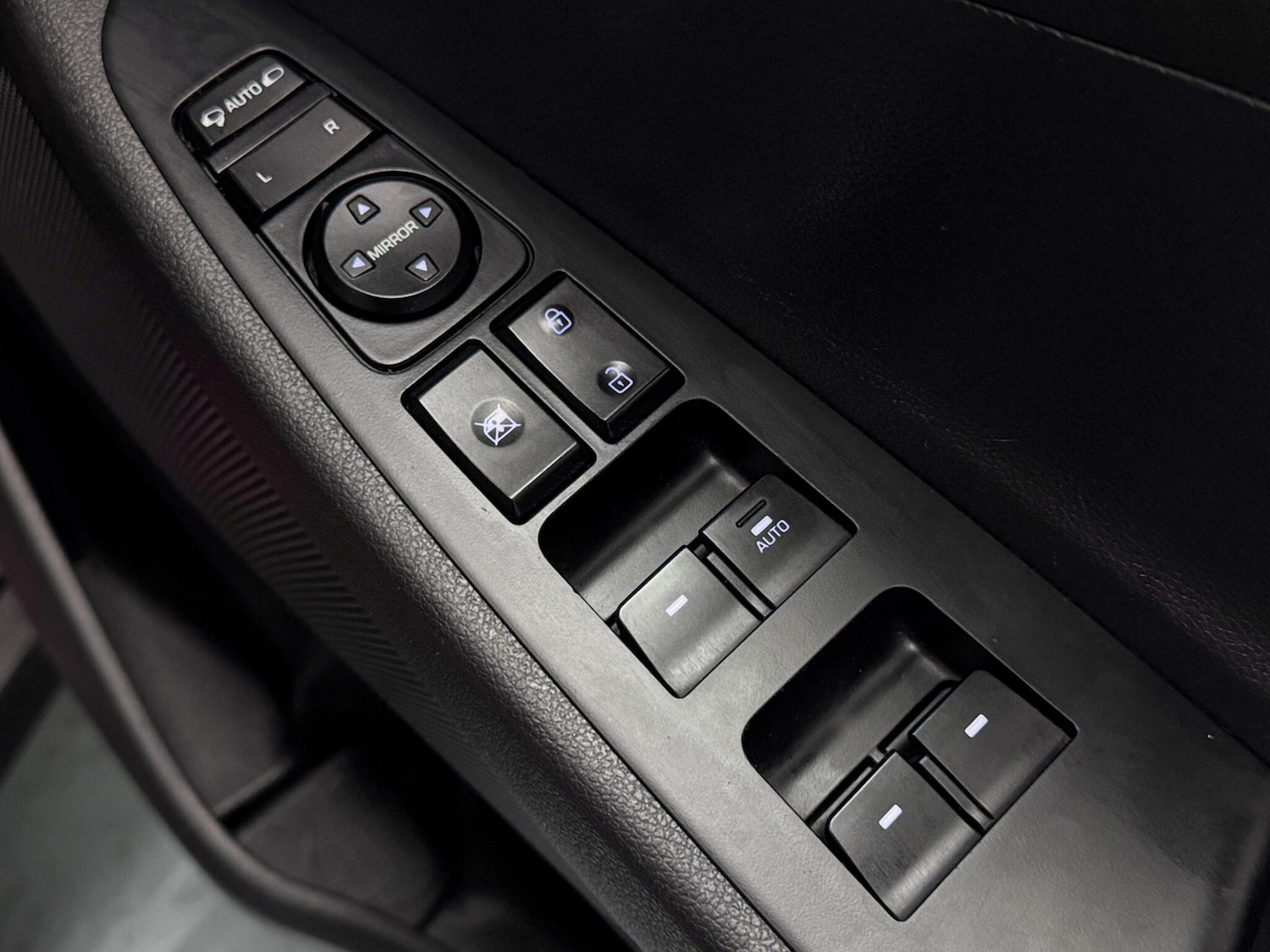 Used Hyundai TUCSON 2018 for sale - 76688808: Photo 14