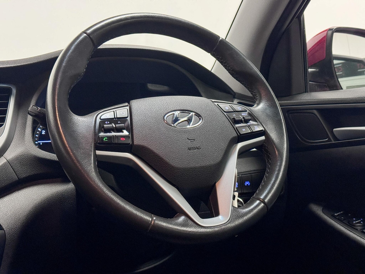 Used Hyundai TUCSON 2018 for sale - 76688808: Photo 31