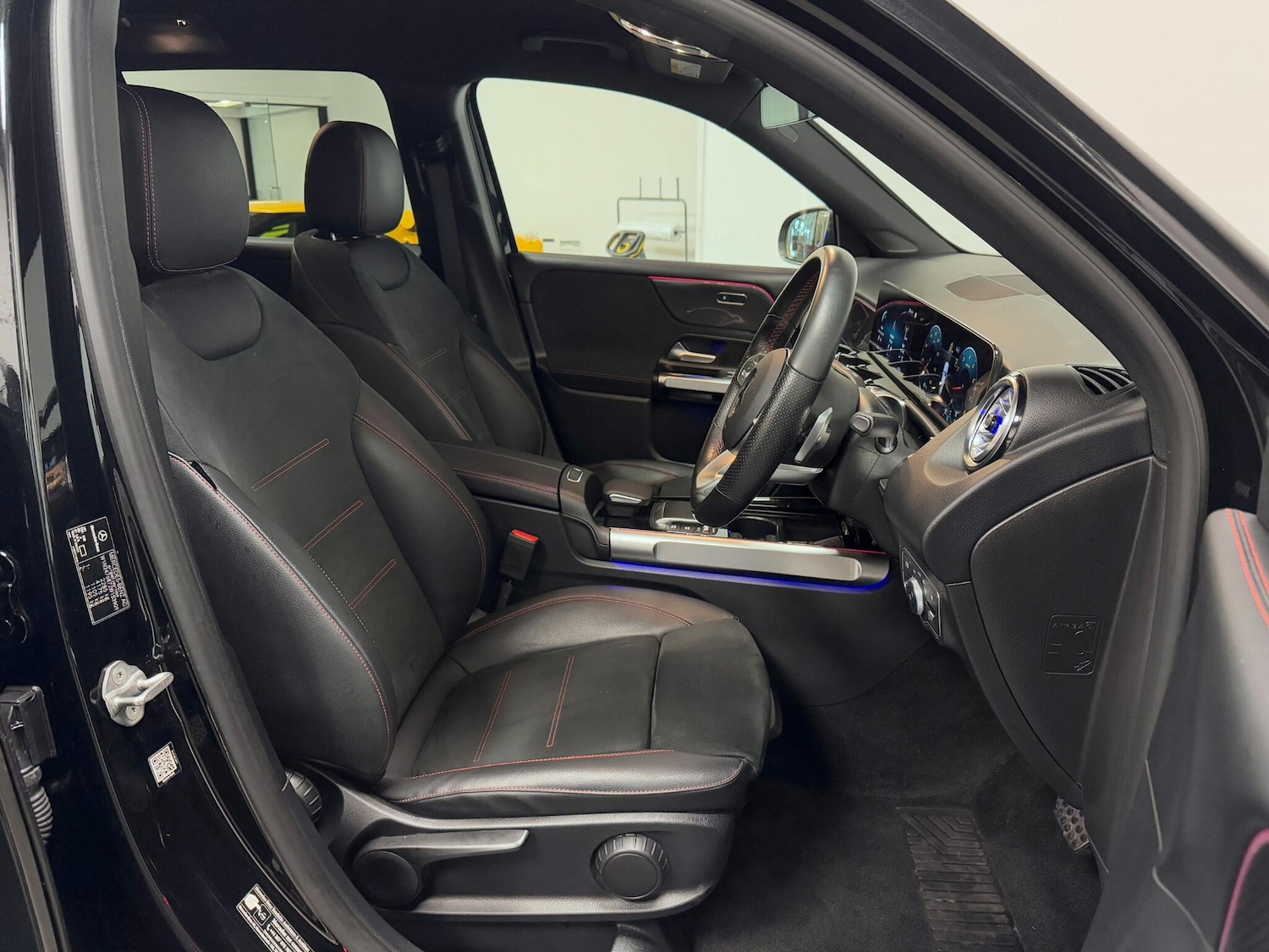 Used Mercedes-Benz GLB 2021 for sale - 76457336: Photo 24