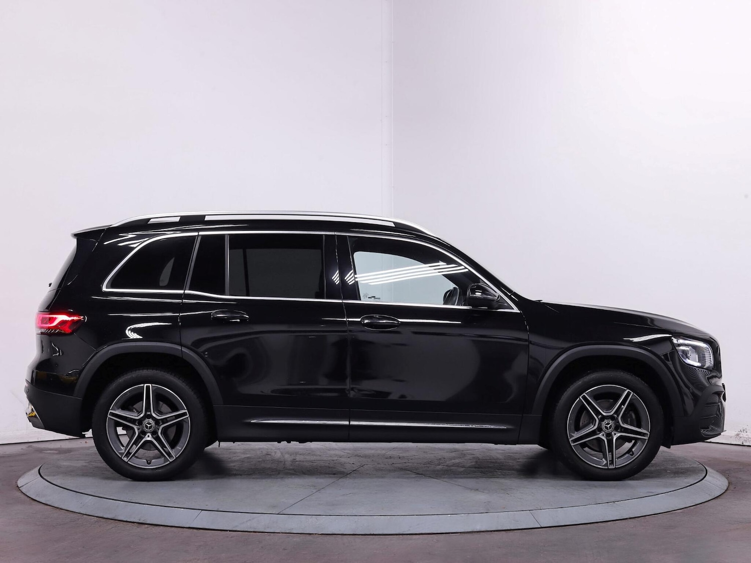 Used Mercedes-Benz GLB 2021 for sale - 76457336: Photo 8