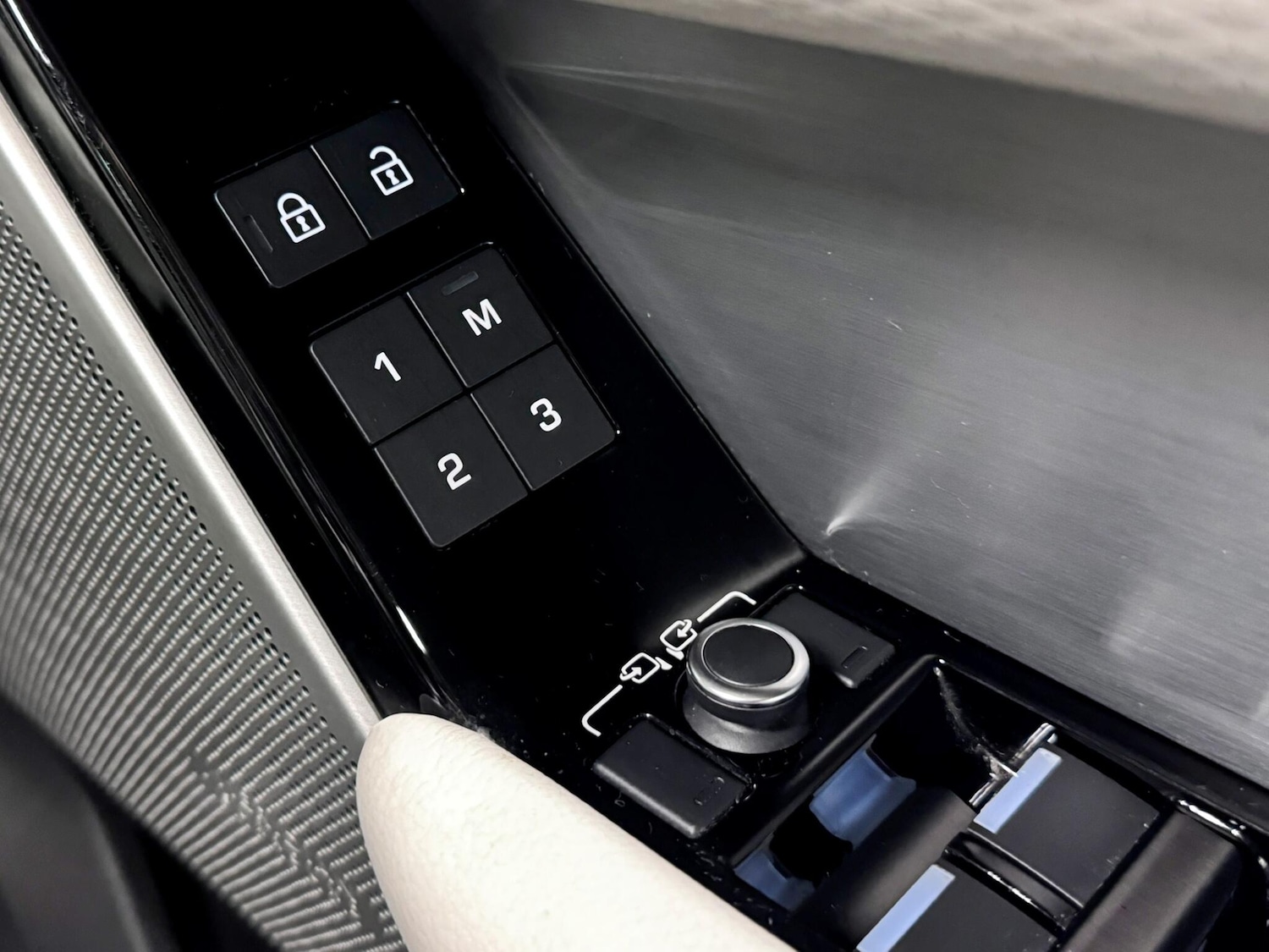 Used Land Rover Range Rover Velar 2021 for sale - 77646922: Photo 16