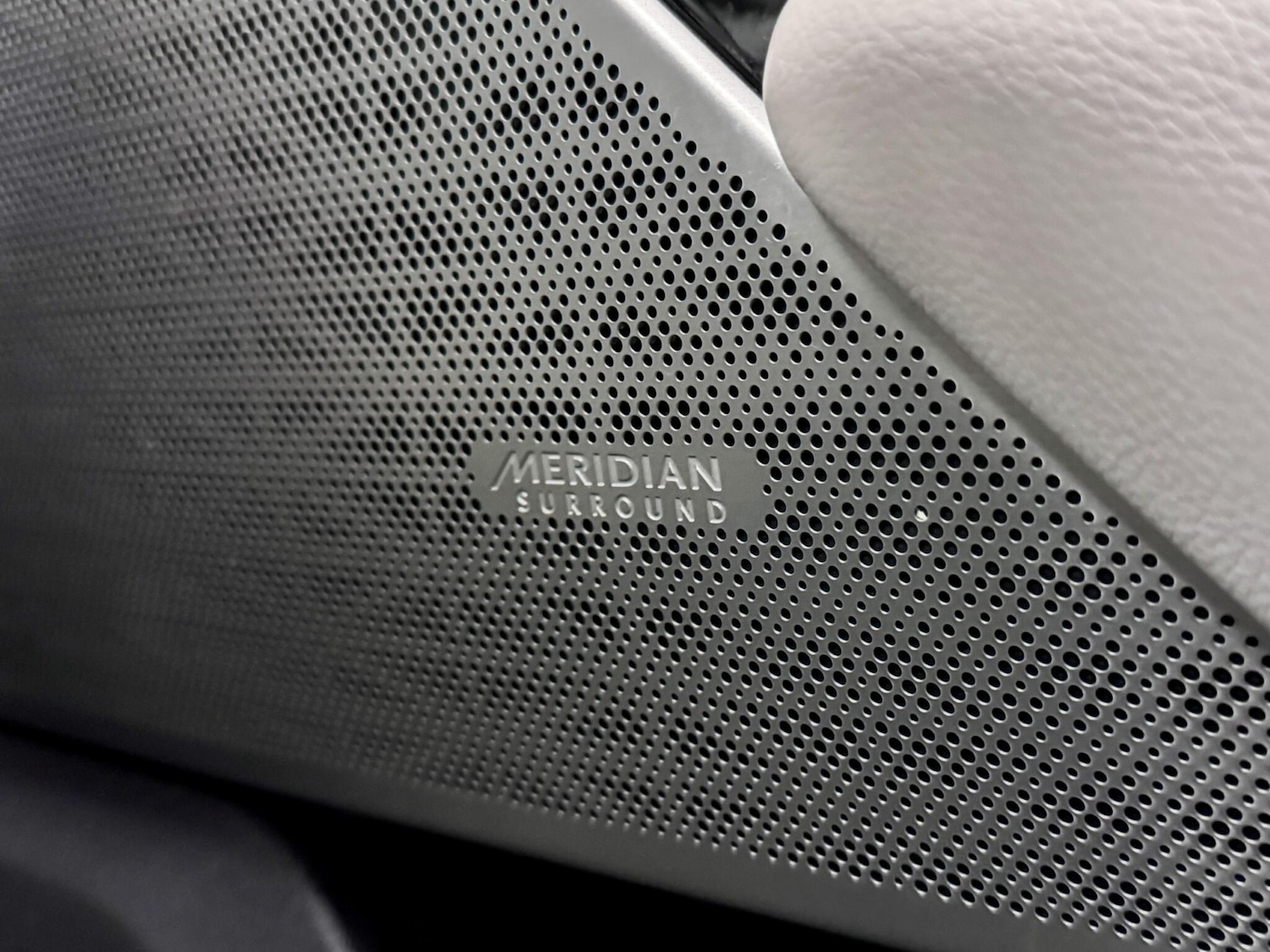 Used Land Rover Range Rover Velar 2021 for sale - 77646922: Photo 18