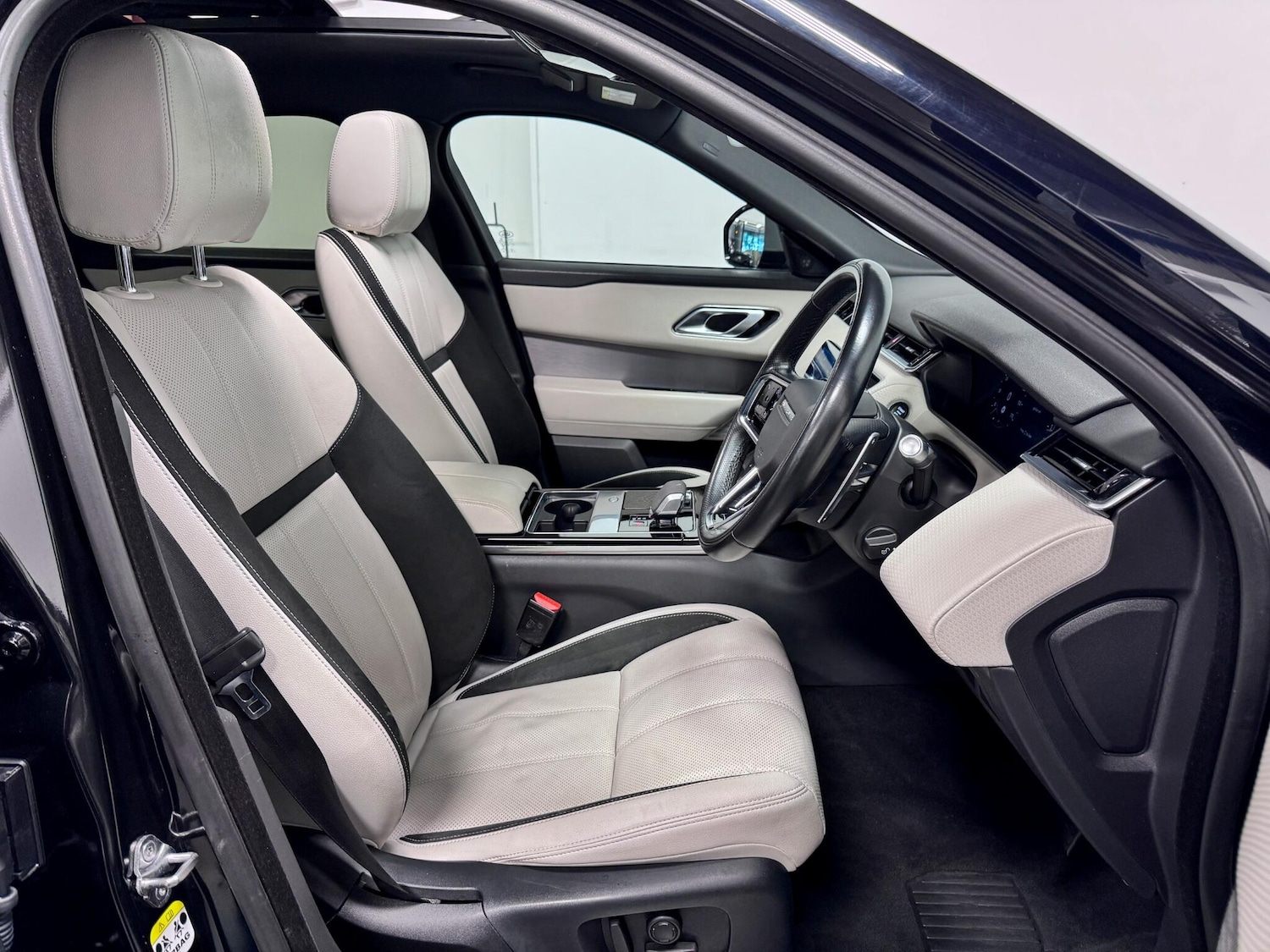 Used Land Rover Range Rover Velar 2021 for sale - 77646922: Photo 22