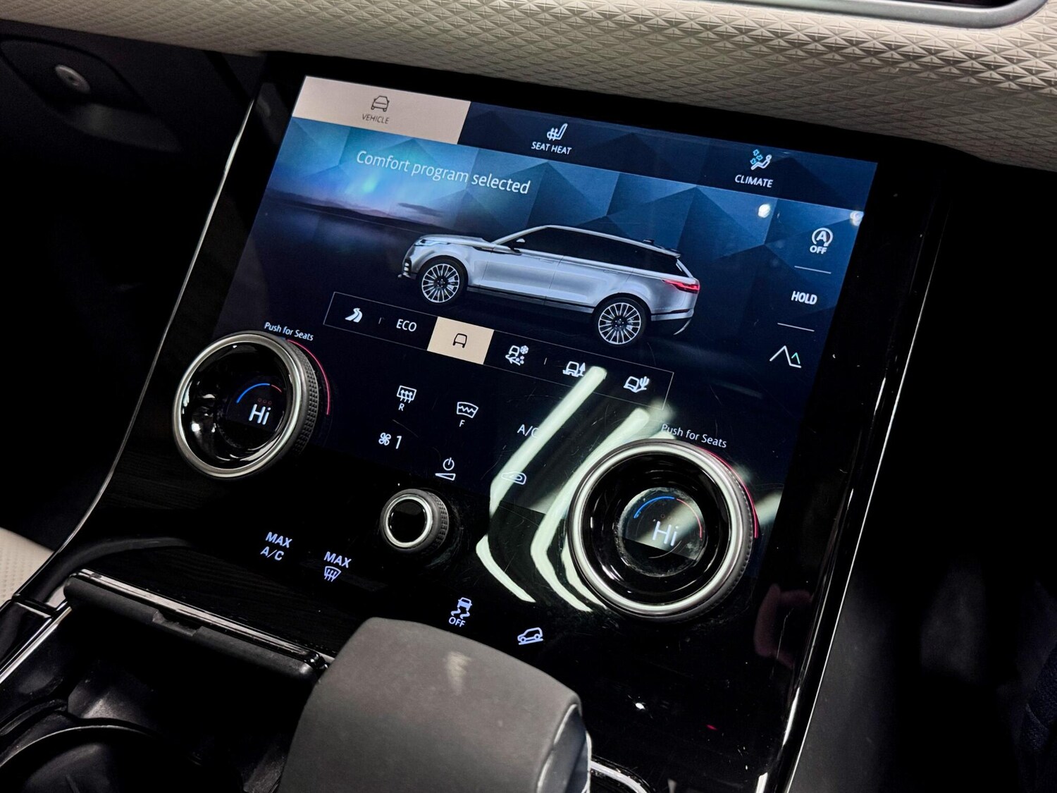 Used Land Rover Range Rover Velar 2021 for sale - 77646922: Photo 31