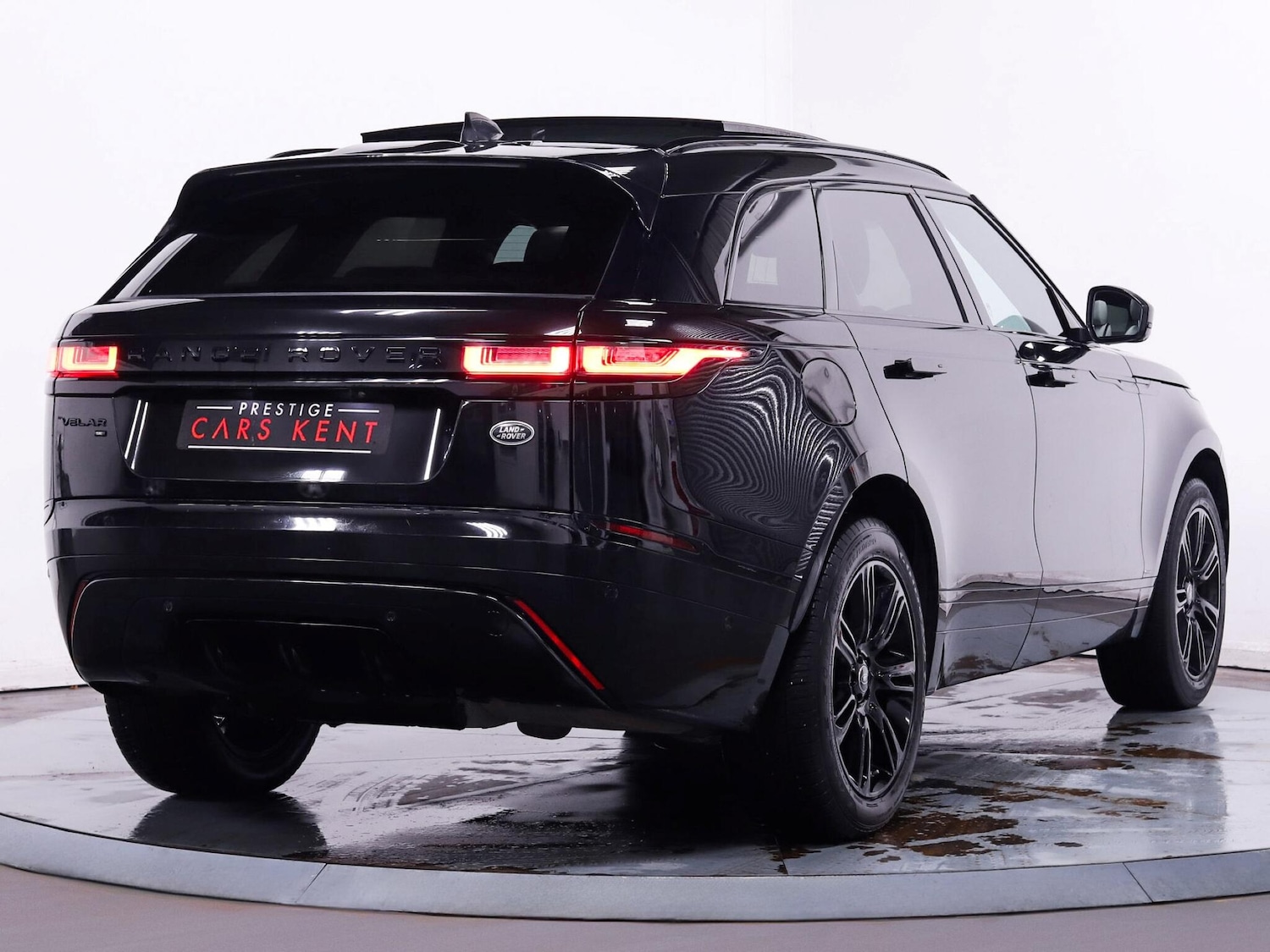 Used Land Rover Range Rover Velar 2021 for sale - 77646922: Photo 9