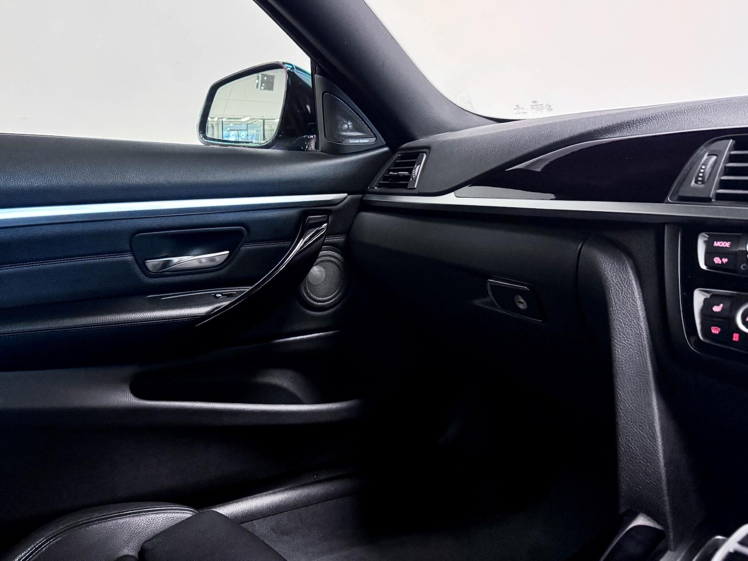 Used BMW 4 Series 2016 for sale - 76952337: Photo 26