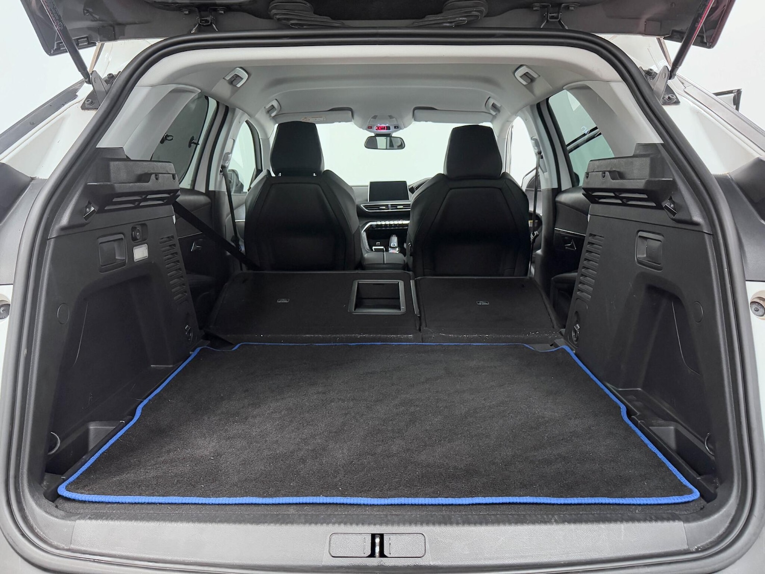 Used Peugeot 3008 2018 for sale - 76226252: Photo 13