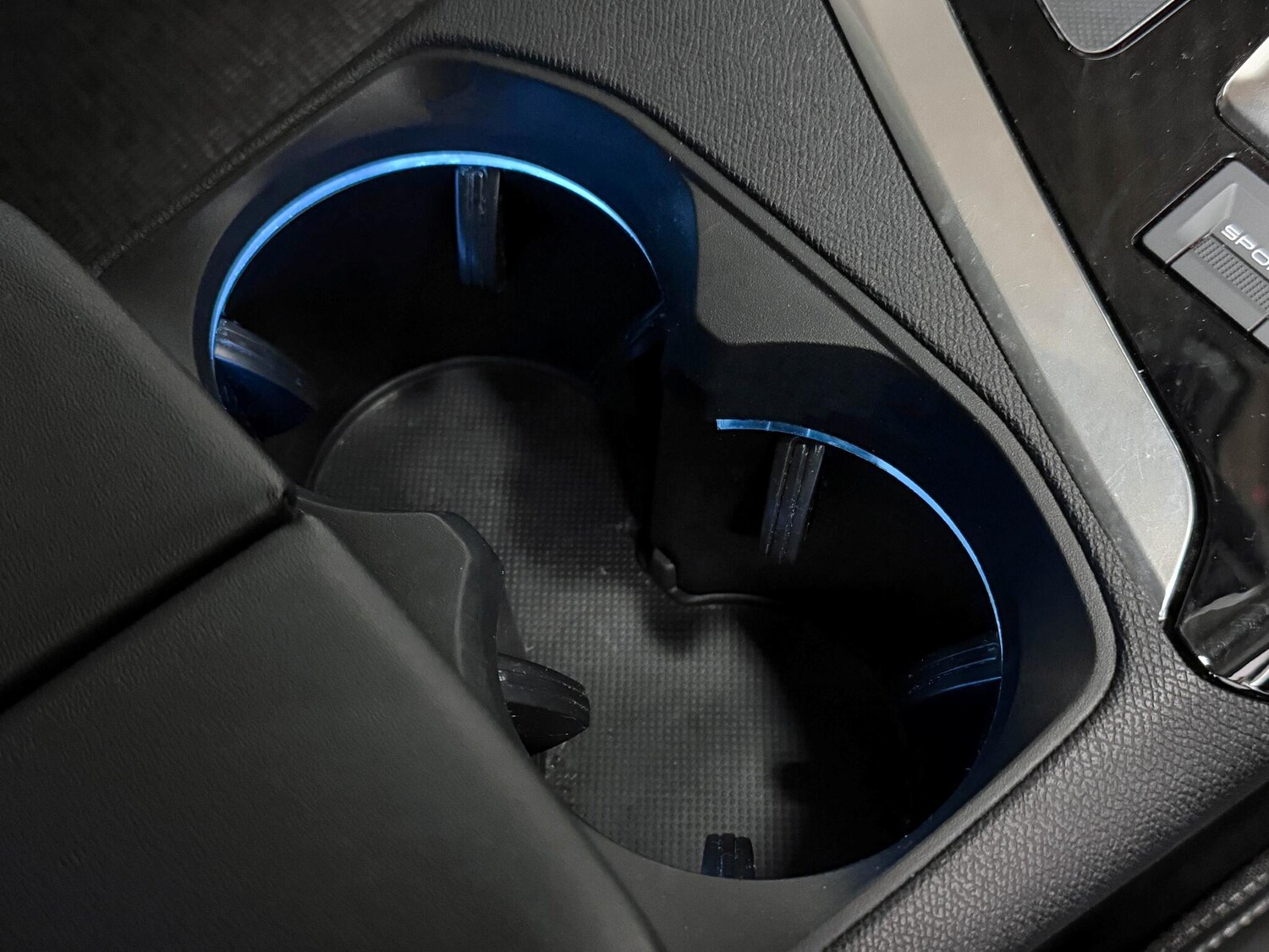 Used Peugeot 3008 2018 for sale - 76226252: Photo 28