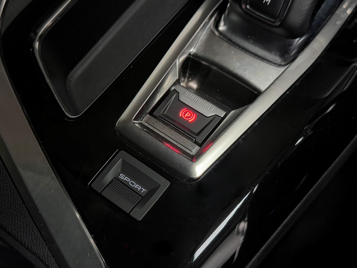 Used Peugeot 3008 2018 for sale - 76226252: Photo 29