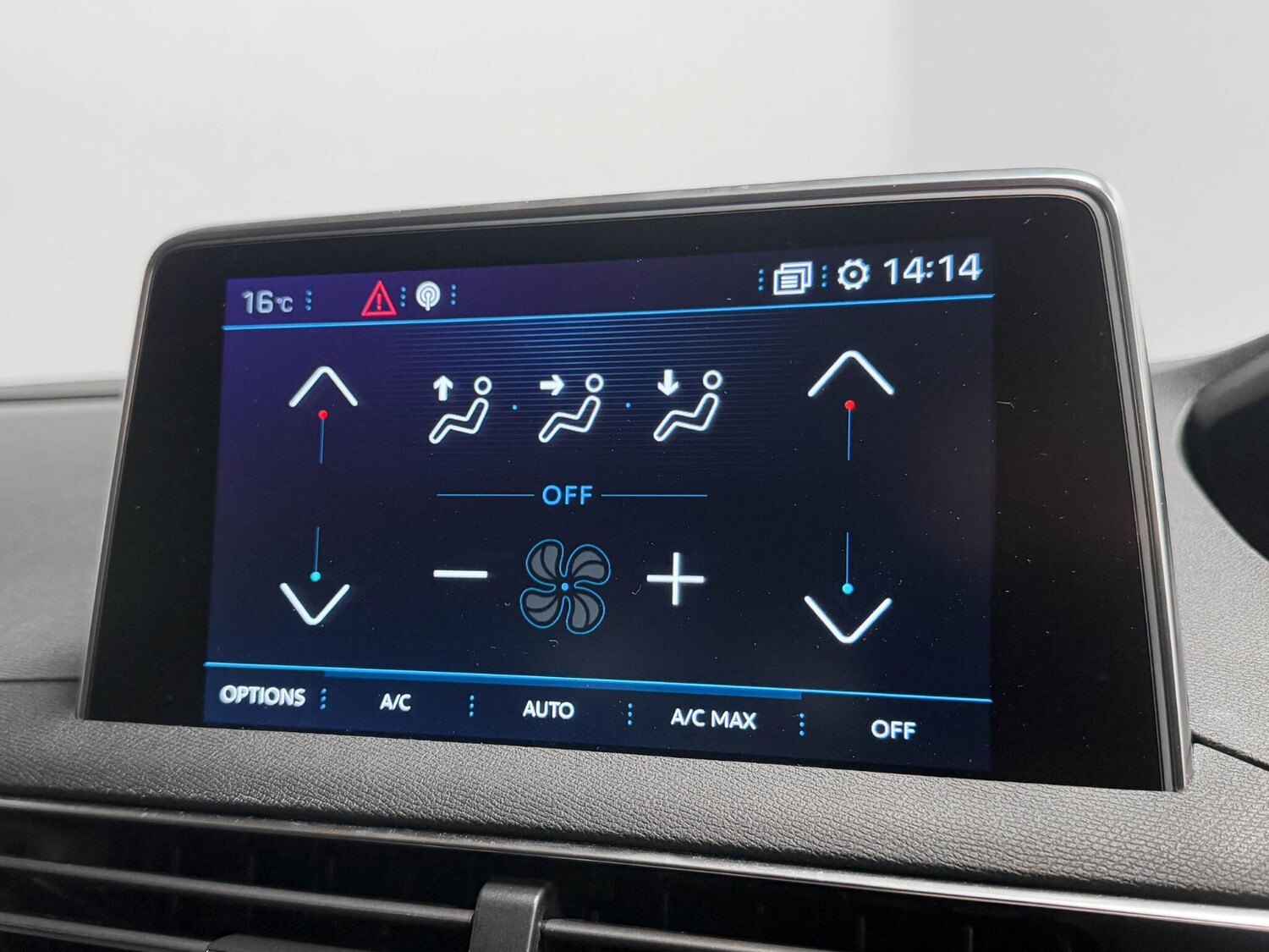 Used Peugeot 3008 2018 for sale - 76226252: Photo 40