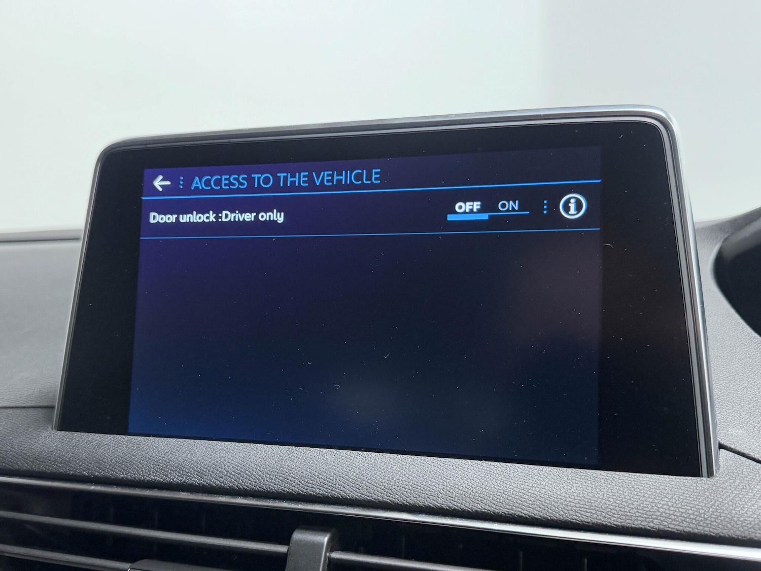 Used Peugeot 3008 2018 for sale - 76226252: Photo 46