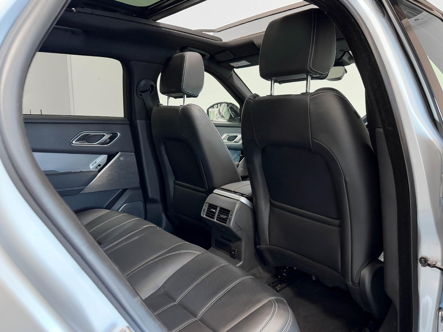 Used Land Rover Range Rover Velar 2022 for sale - 76472906: Photo 27