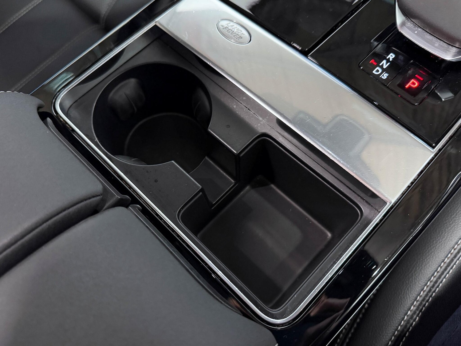 Used Land Rover Range Rover Velar 2022 for sale - 76472906: Photo 31