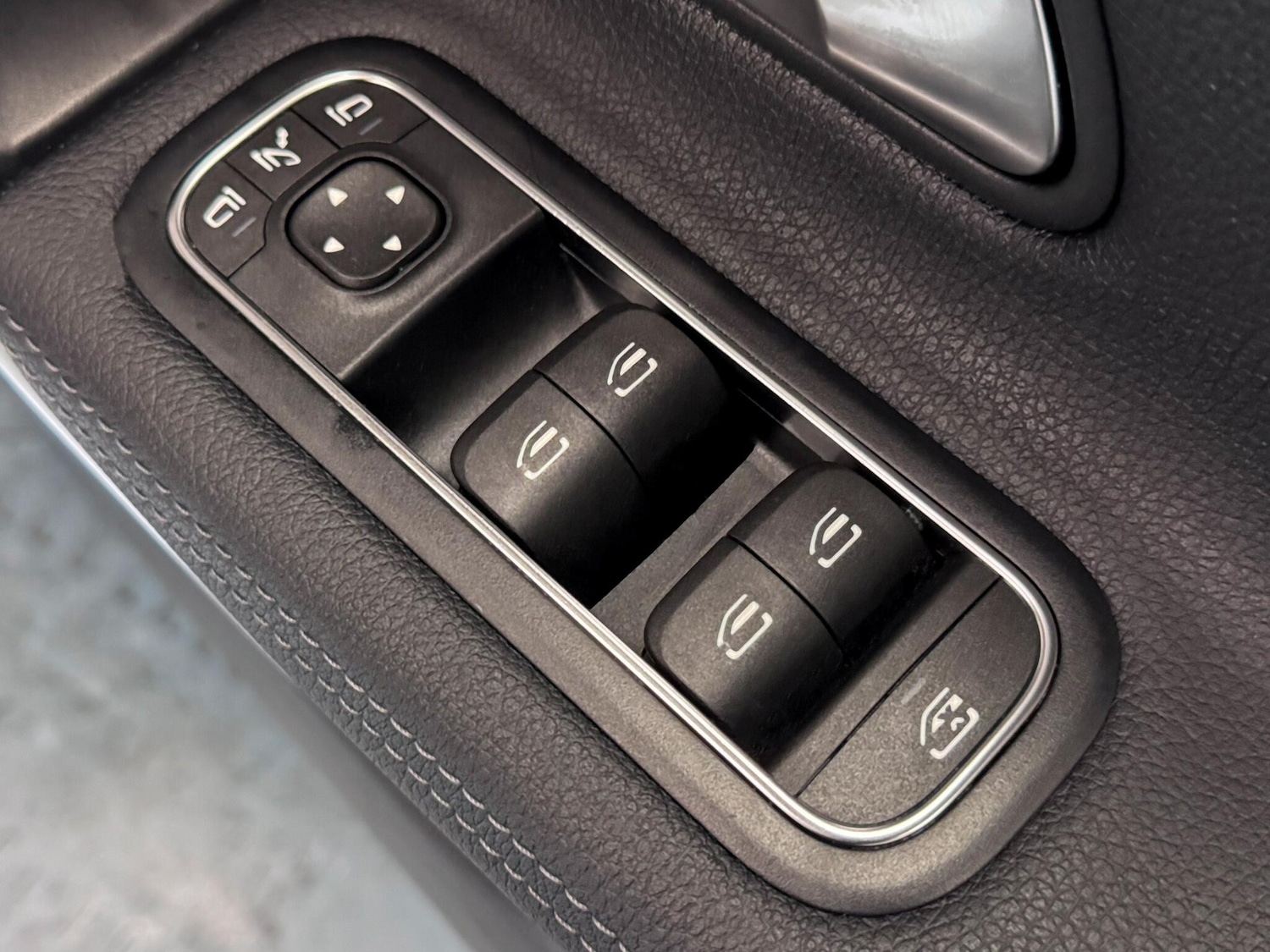 Used Mercedes-Benz CLA for sale - 77216015: Photo 16