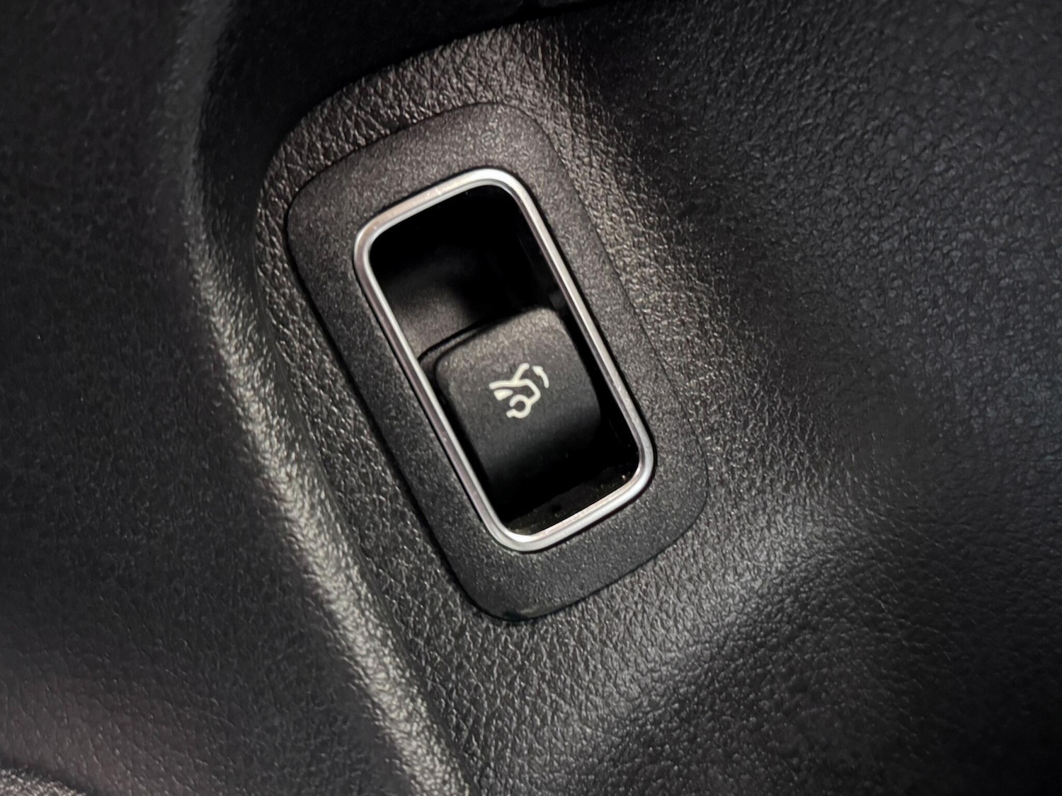 Used Mercedes-Benz CLA for sale - 77216015: Photo 17