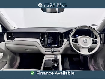 Used Volvo XC60 2023 for sale - 77925374: Photo