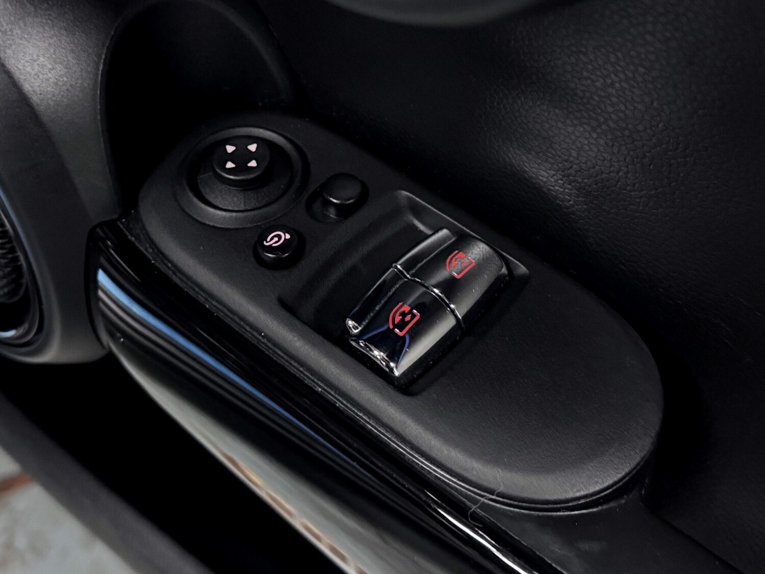 Used MINI Hatch 2023 for sale - 77203437: Photo 14