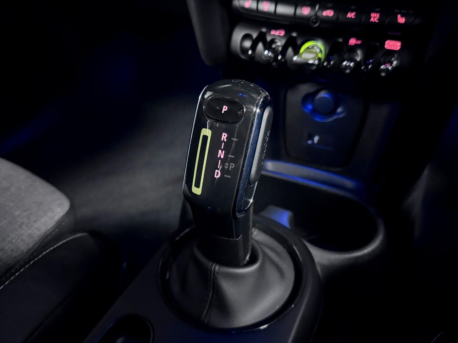 Used MINI Hatch 2023 for sale - 77203437: Photo 31