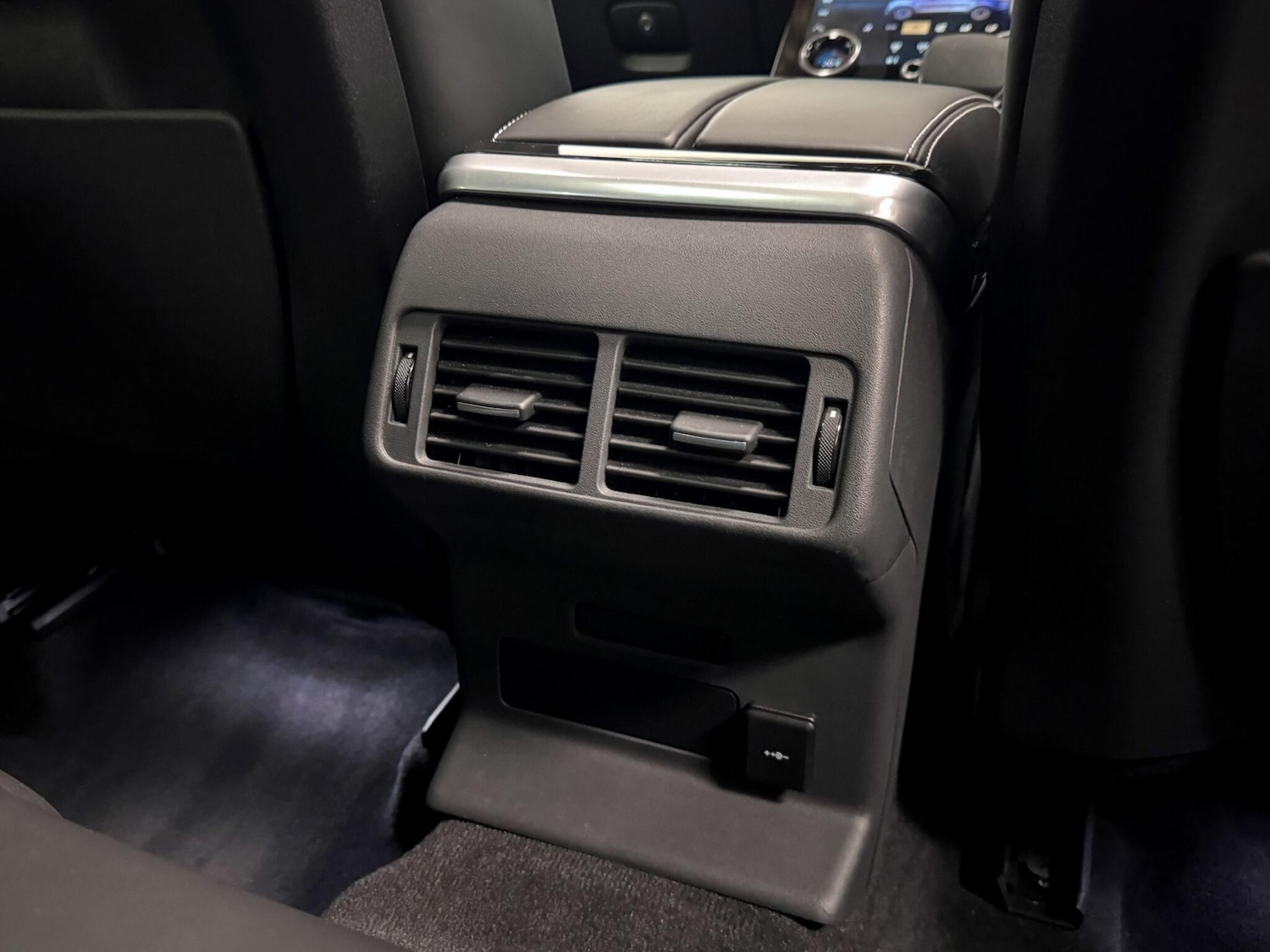 Used Land Rover Range Rover Velar 2022 for sale - 76728131: Photo 27