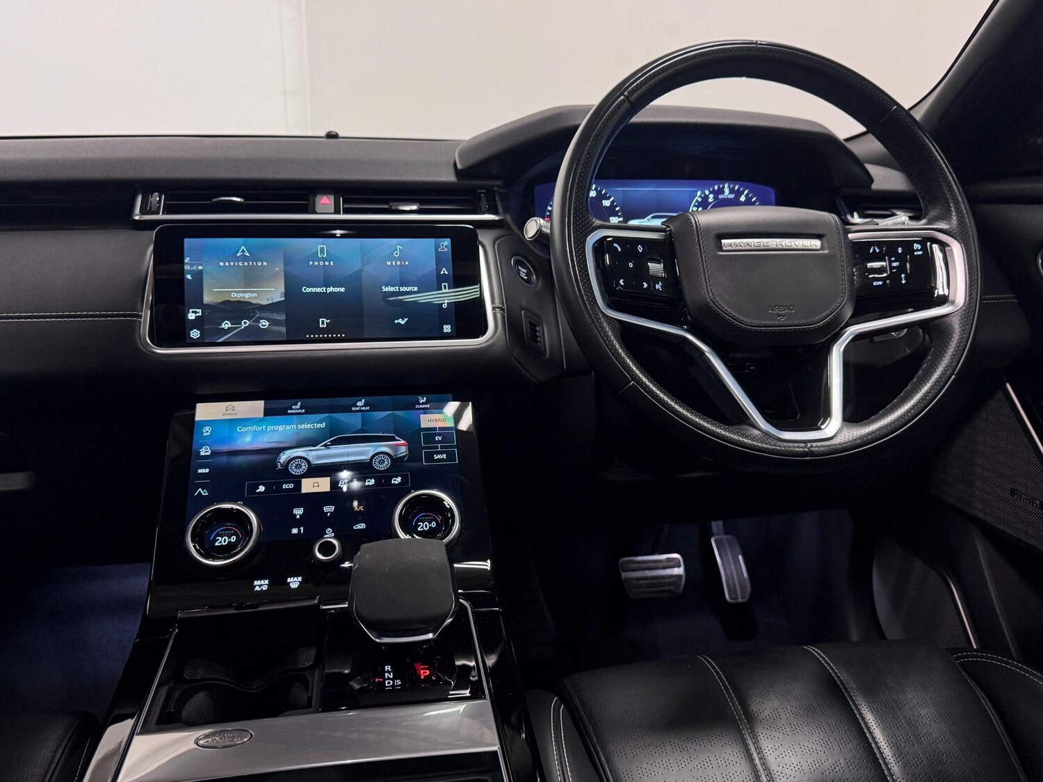 Used Land Rover Range Rover Velar 2022 for sale - 76728131: Photo 35