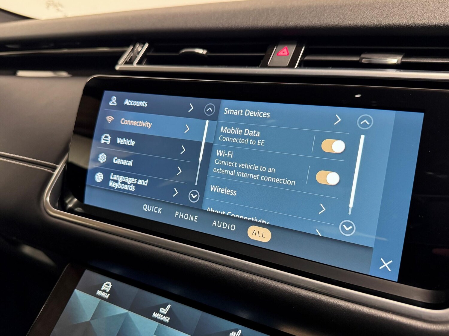 Used Land Rover Range Rover Velar 2022 for sale - 76728131: Photo 43